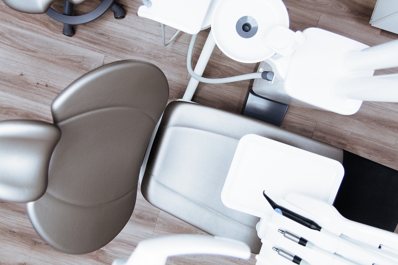 Sklep stomatologiczny – jak wybrać najlepszy?